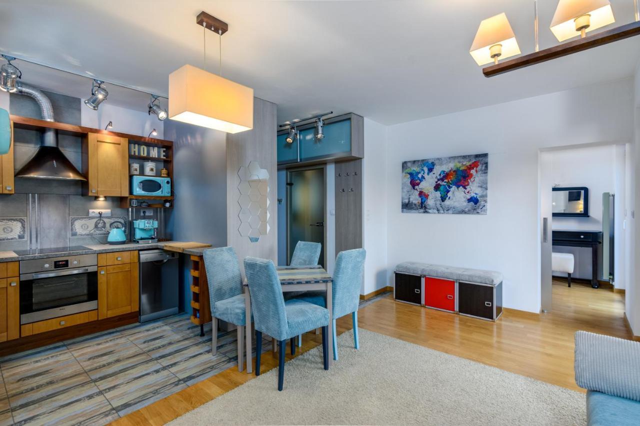 Apart Na Pradze Apartman Varsó Kültér fotó